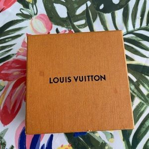 Louis Vuitton box